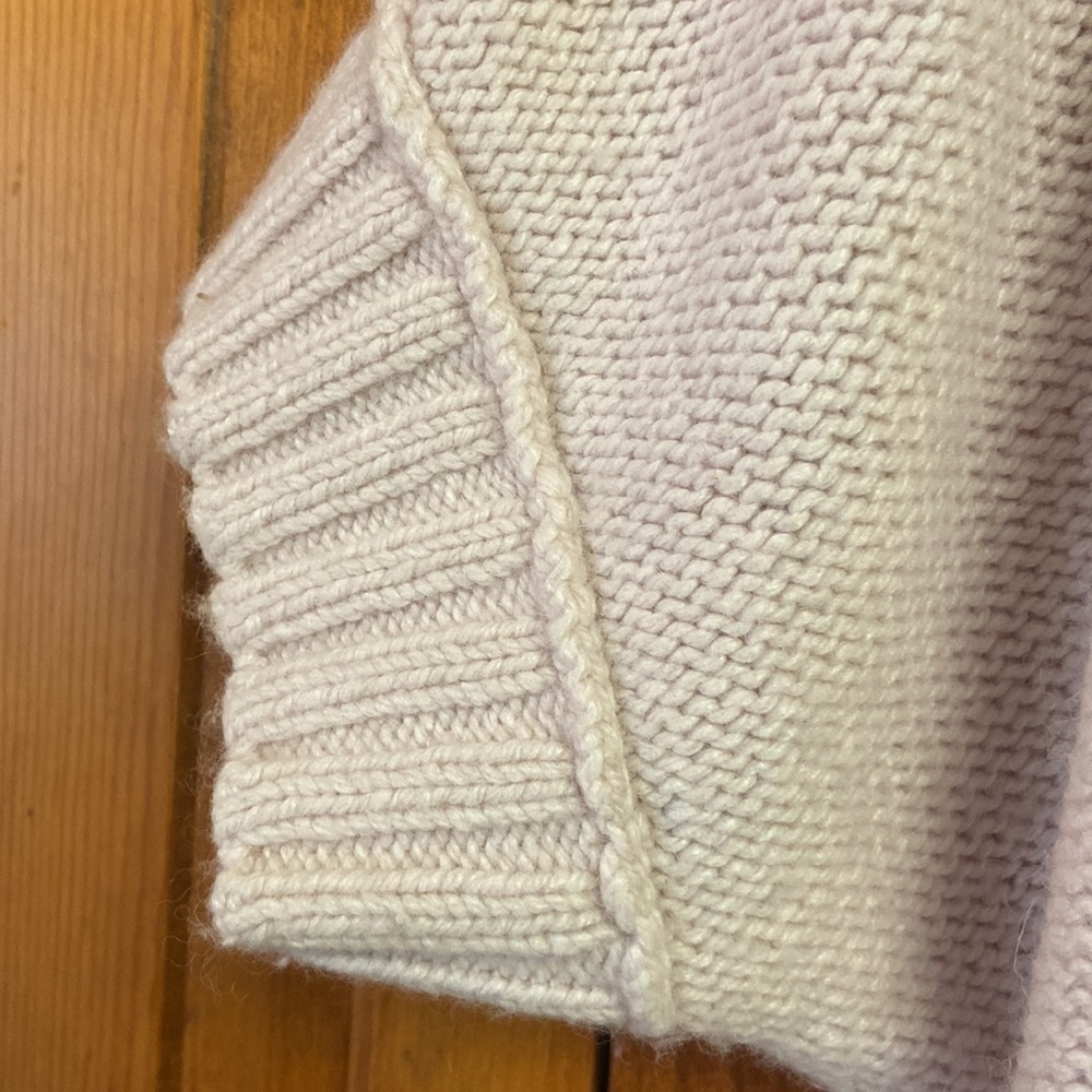 Kenzie Mixed Fabric Cable Knit Pink V-neck Sweater Medium - Picture 7 of 11